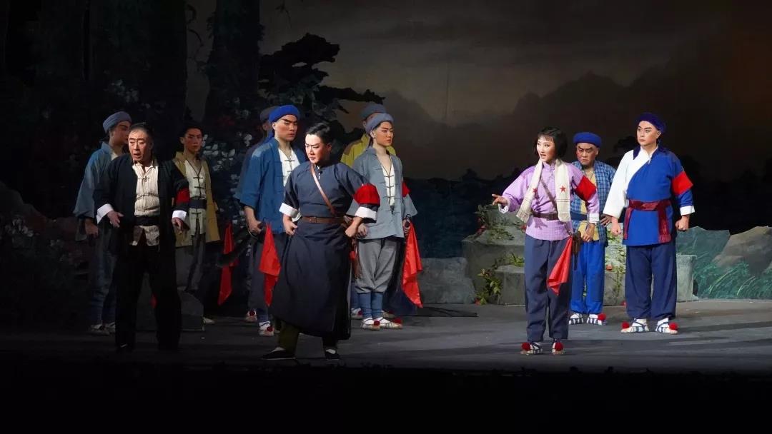 北京京剧院二套人马再演《杜鹃山》